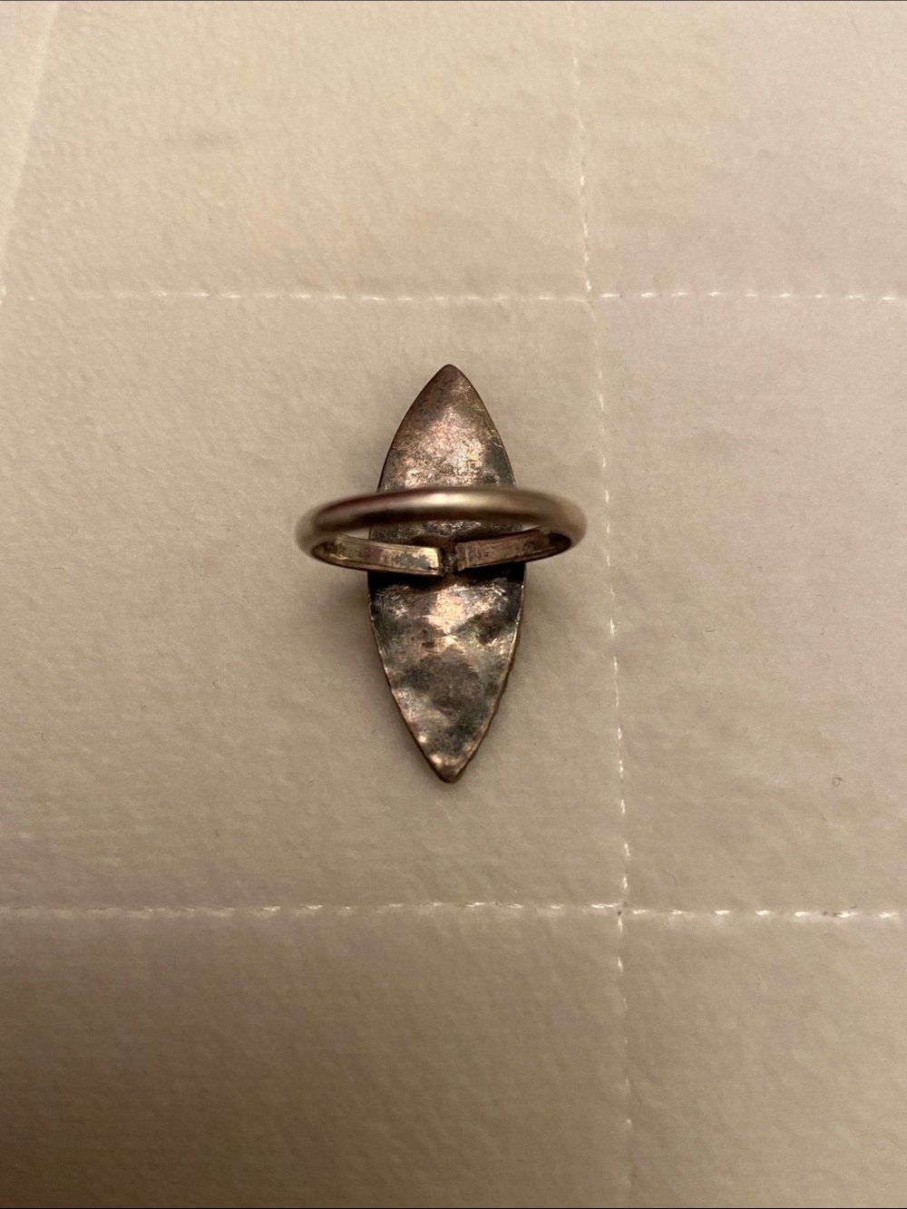 Vintage Native American Zuni Sterling Silver Ring - Picture 2 of 7